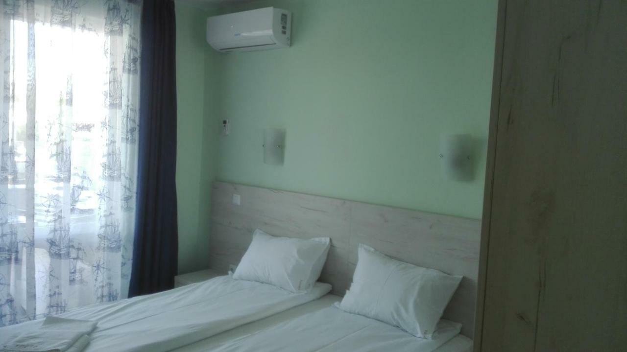 Hiora Apartments Vasiliko ツァレヴォ エクステリア 写真