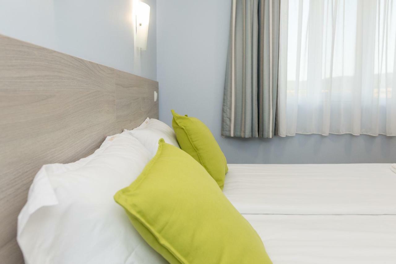 Hiora Apartments Vasiliko ツァレヴォ エクステリア 写真