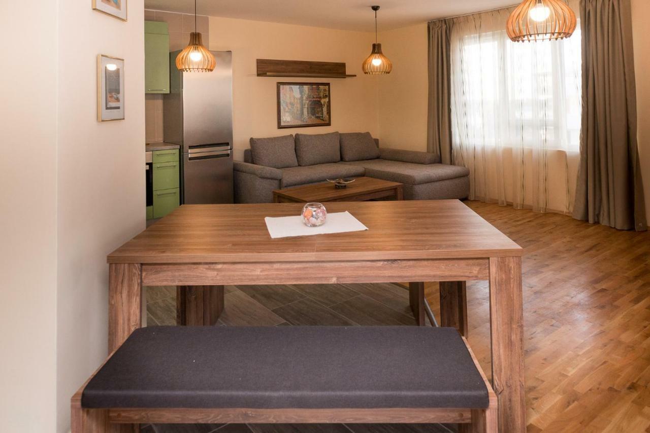 Hiora Apartments Vasiliko ツァレヴォ エクステリア 写真