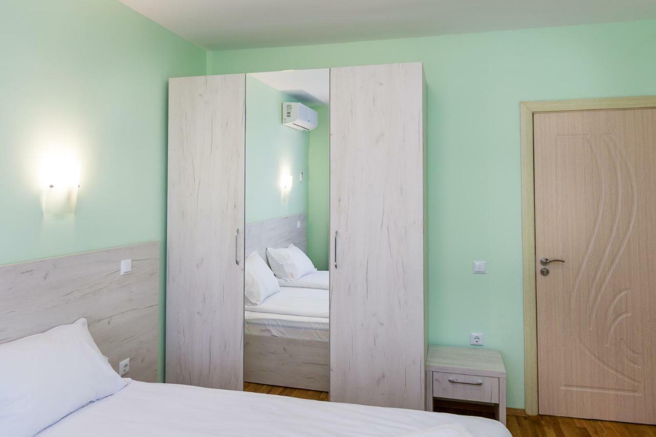 Hiora Apartments Vasiliko ツァレヴォ エクステリア 写真