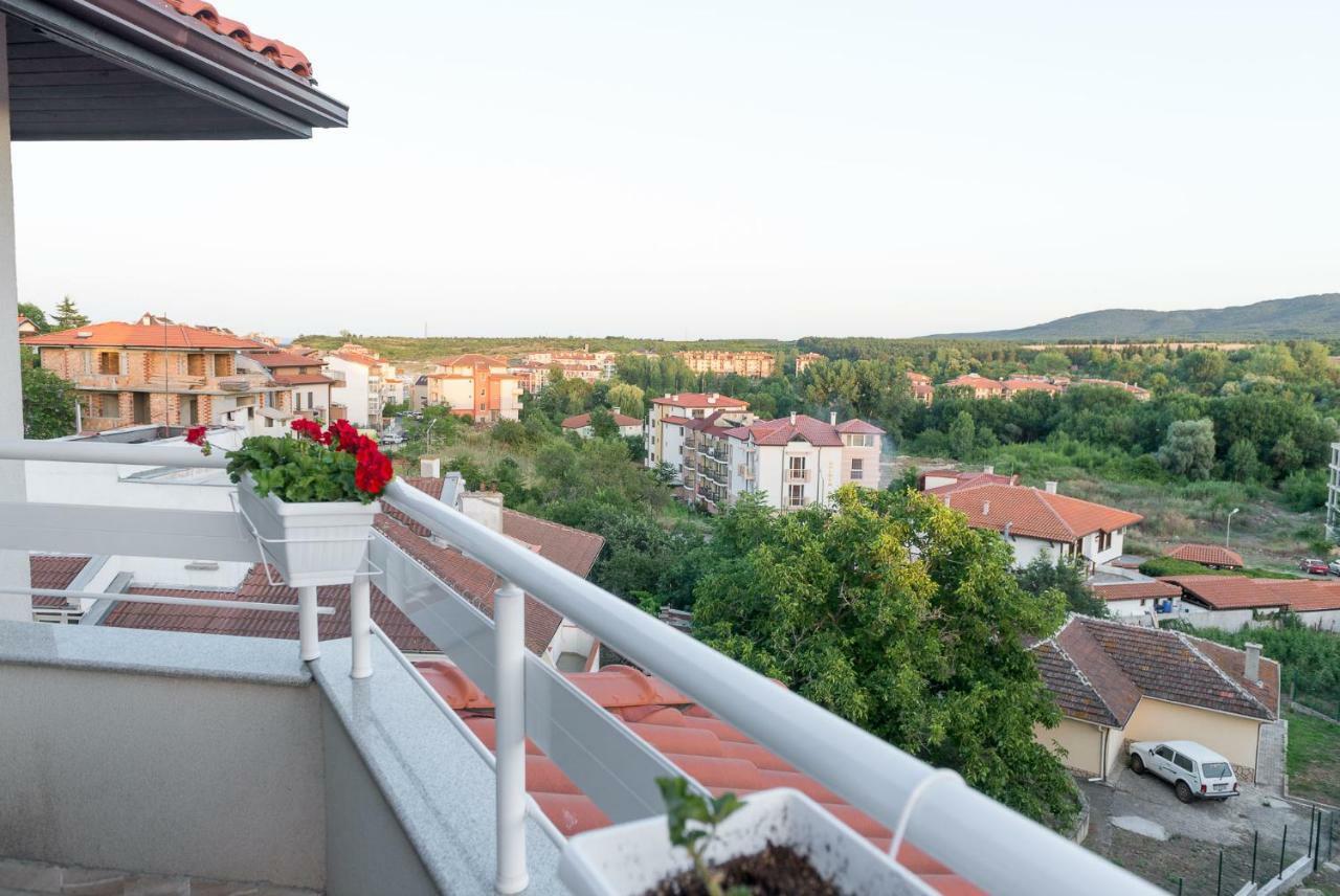 Hiora Apartments Vasiliko ツァレヴォ エクステリア 写真