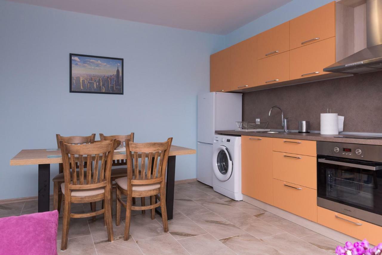 Hiora Apartments Vasiliko ツァレヴォ エクステリア 写真