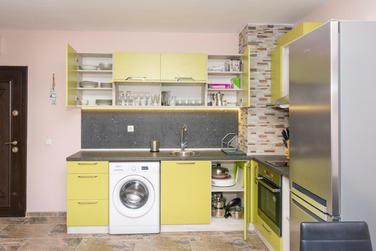 Hiora Apartments Vasiliko ツァレヴォ エクステリア 写真